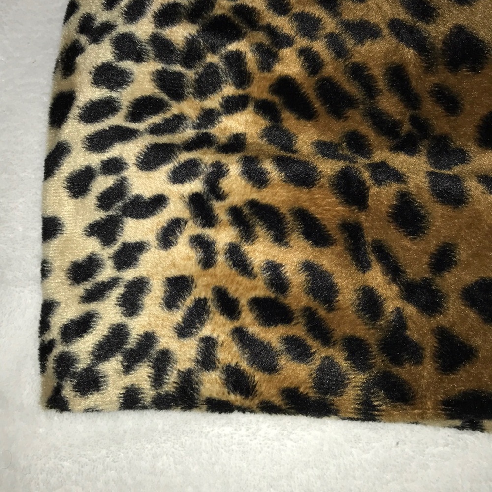 VINTAGE Y2K CHEETAH PRINT MINI SKIRT - Picture 2 of 4